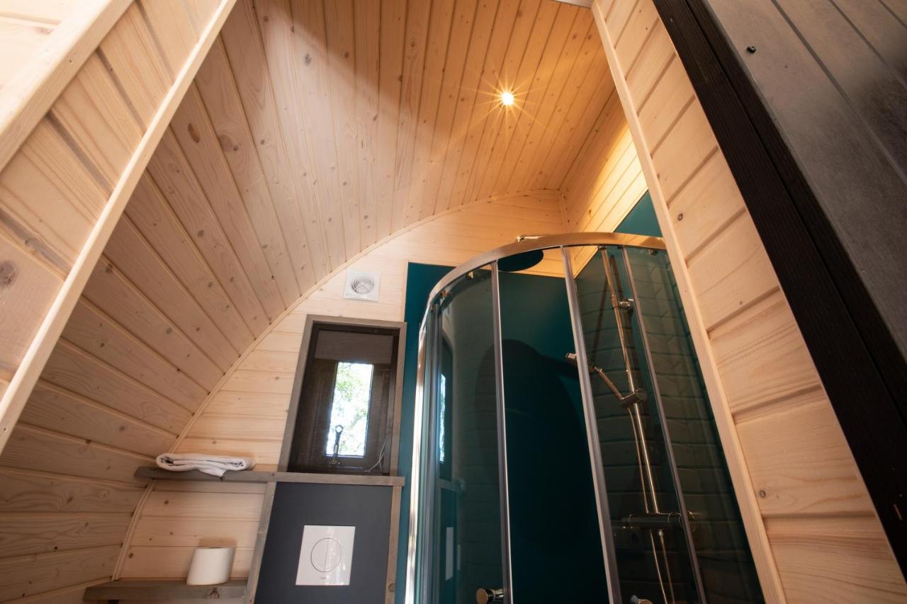 Pod Huisje Met Hottub Dokkum Exterior foto